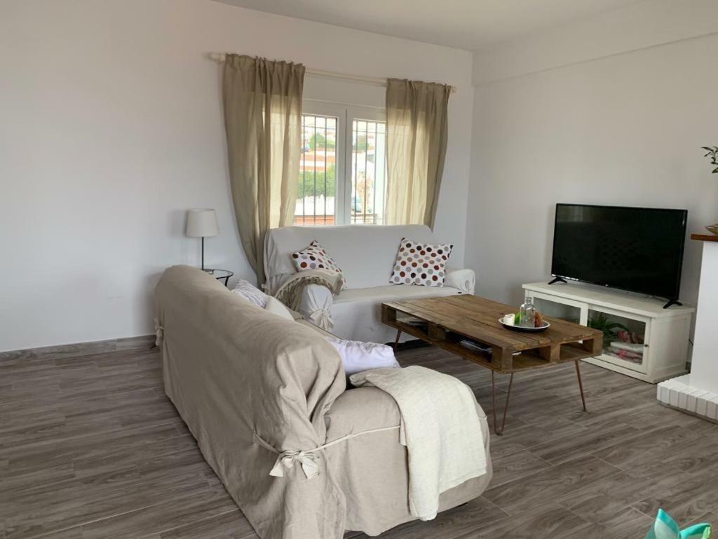 Appartement El Rincon De Cristina à Torre de Benagalbon Extérieur photo